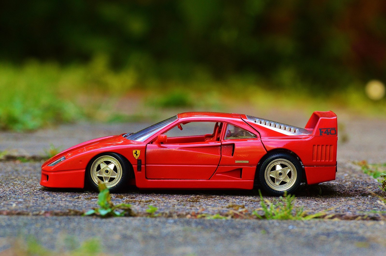 la ferari eng